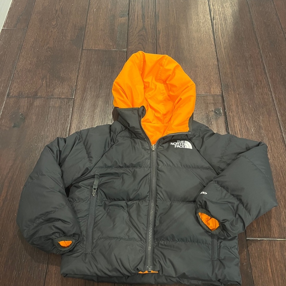 The North Face reversible Black and Orange Jacket - Picture 4 of 6